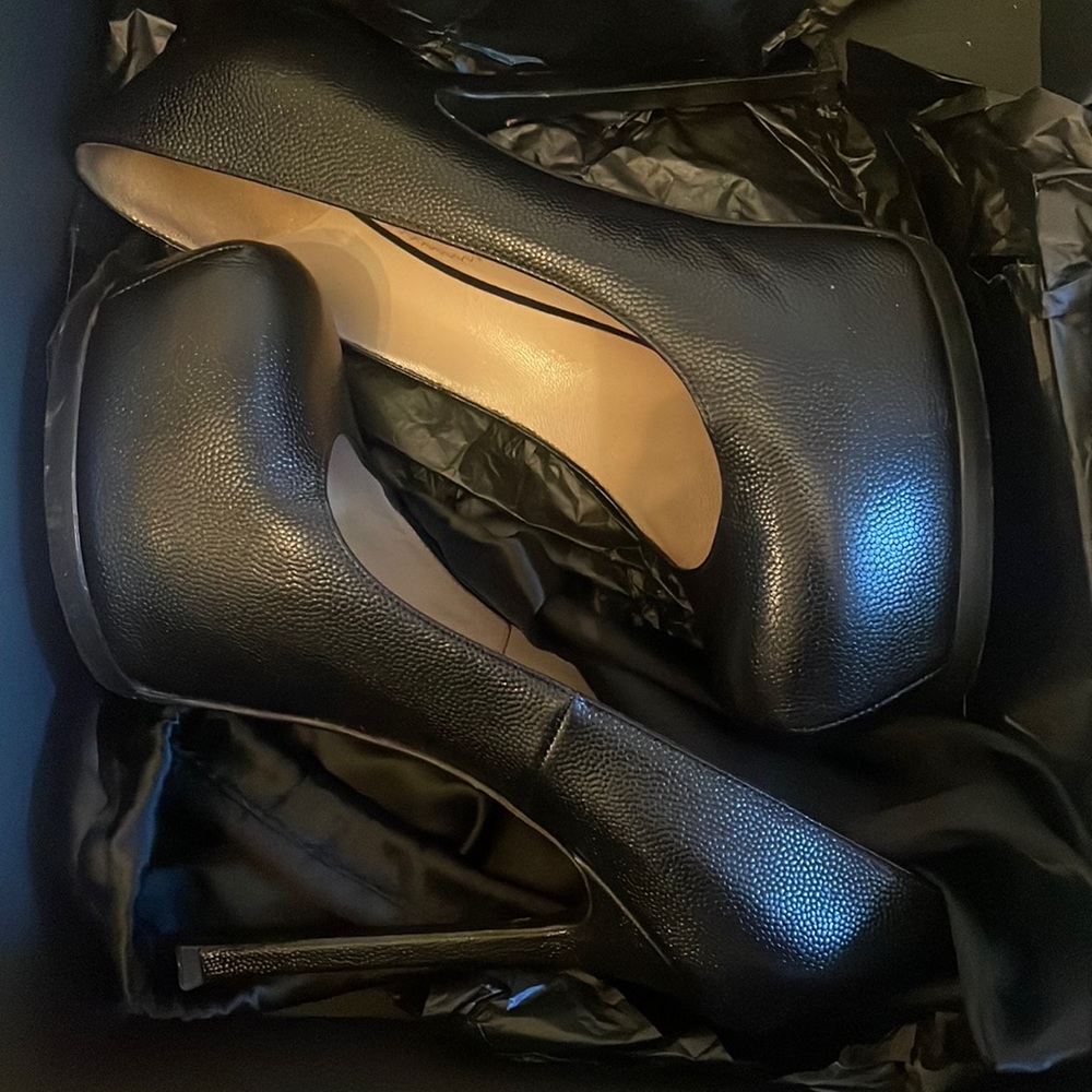 YSL Tribtoo 105 pump vernigolf black 38